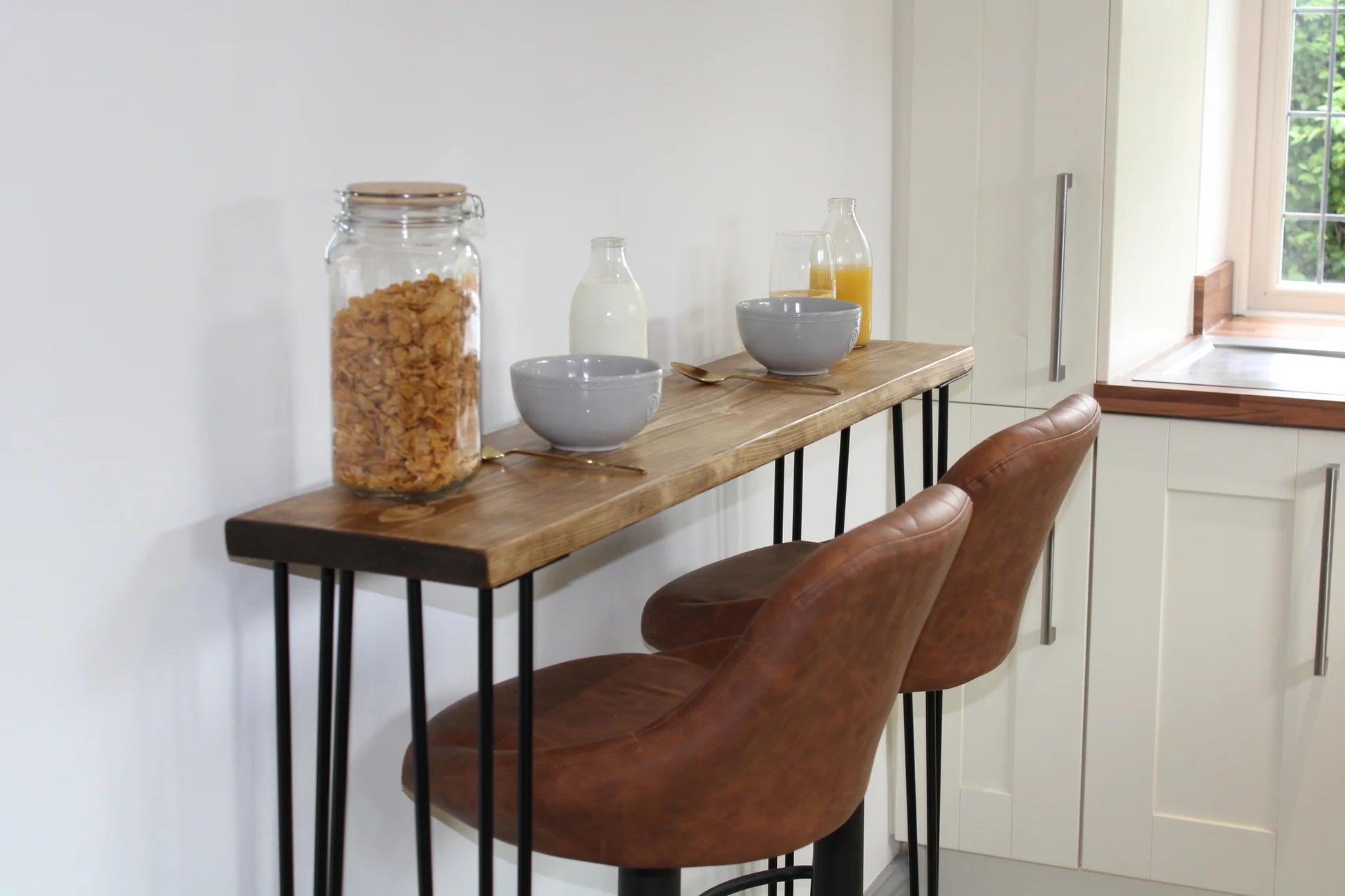 The Pier Console & Breakfast Bar