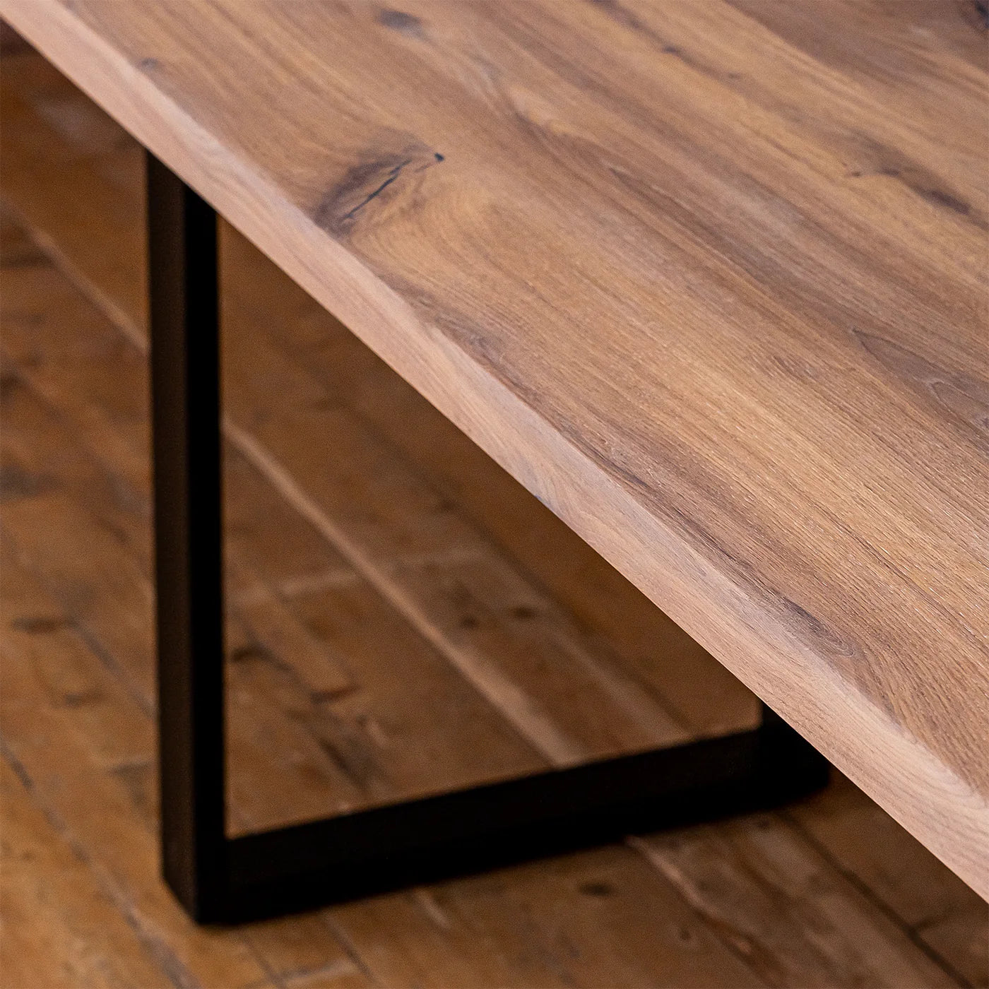 the foundry dining table oak square.