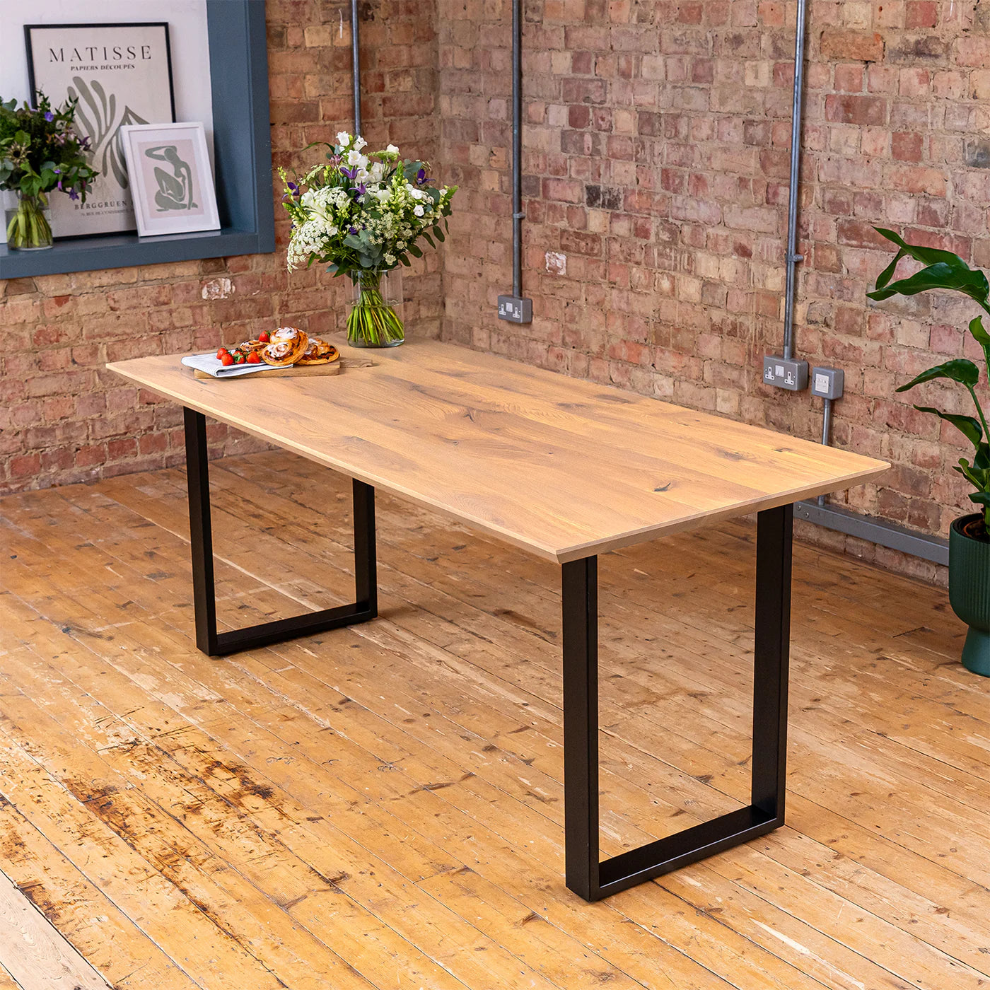 the foundry dining table oak square.